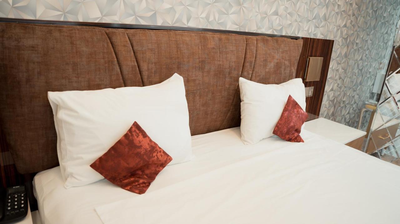 Dionis Baku Hotel Esterno foto