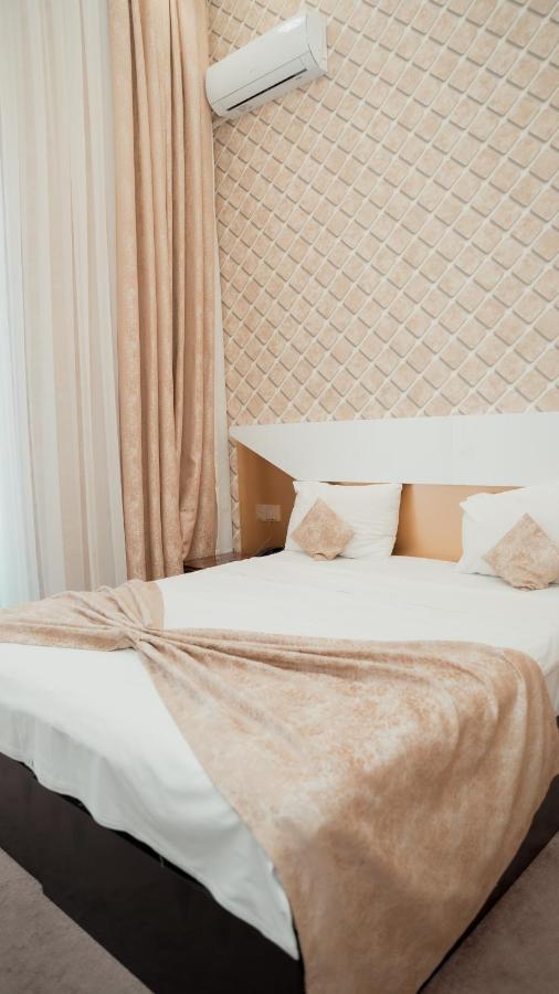 Dionis Baku Hotel Esterno foto